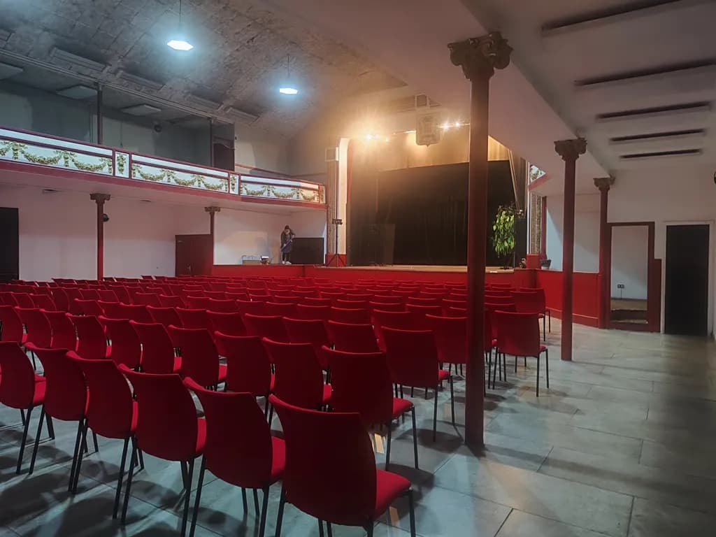 Théâtre Henri Maurin à Marseillan — photo 1 sur 9
